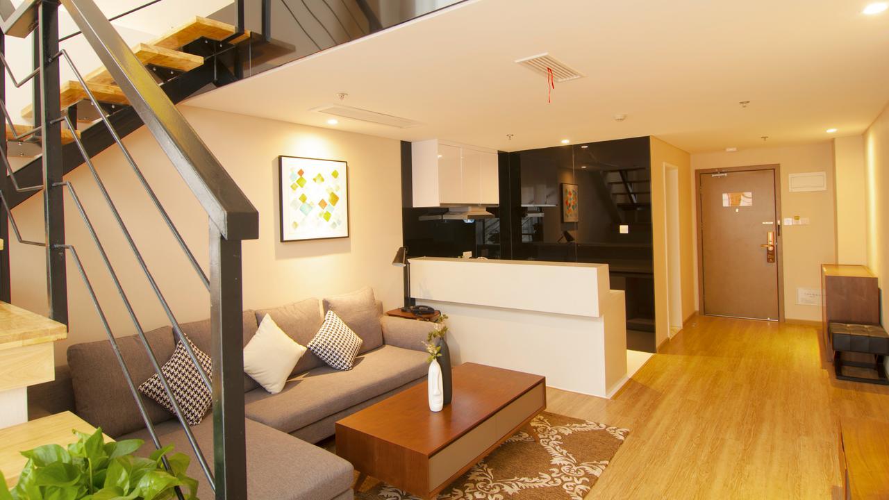 Home Plus Suite Hotel And Apartment Ухань Екстер'єр фото