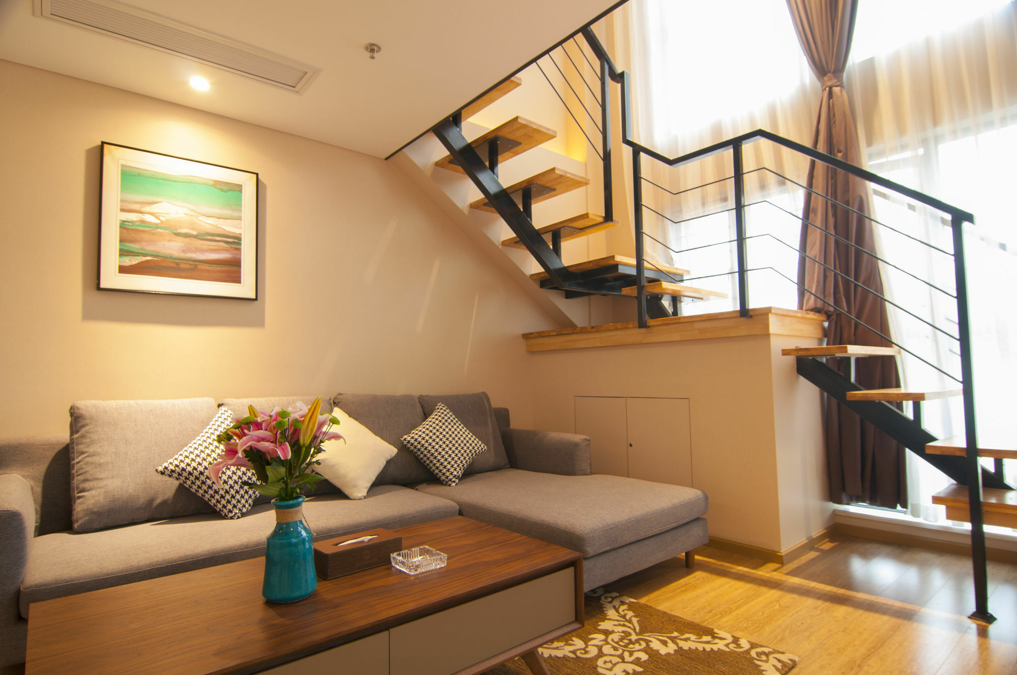 Home Plus Suite Hotel And Apartment Ухань Екстер'єр фото